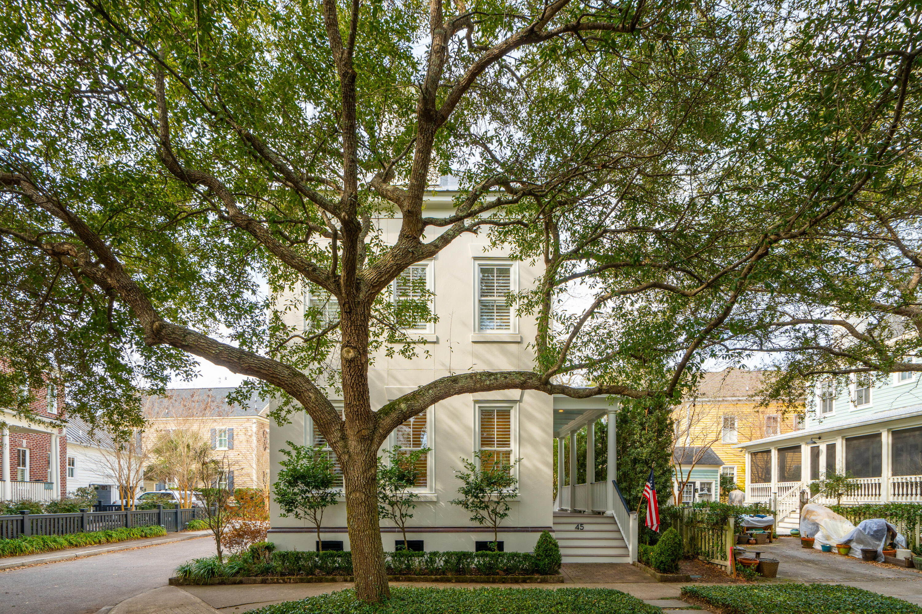 45 Eastlake Road