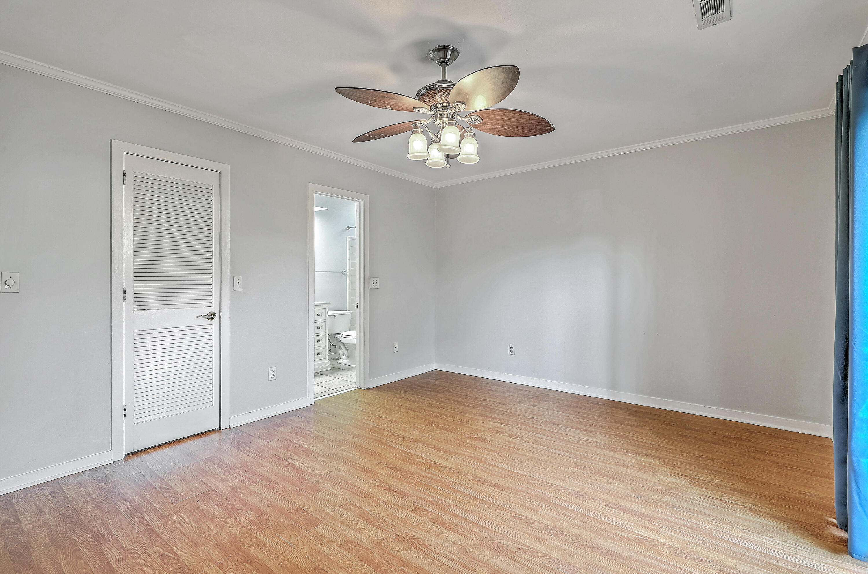 1126 Snap Dragon Court