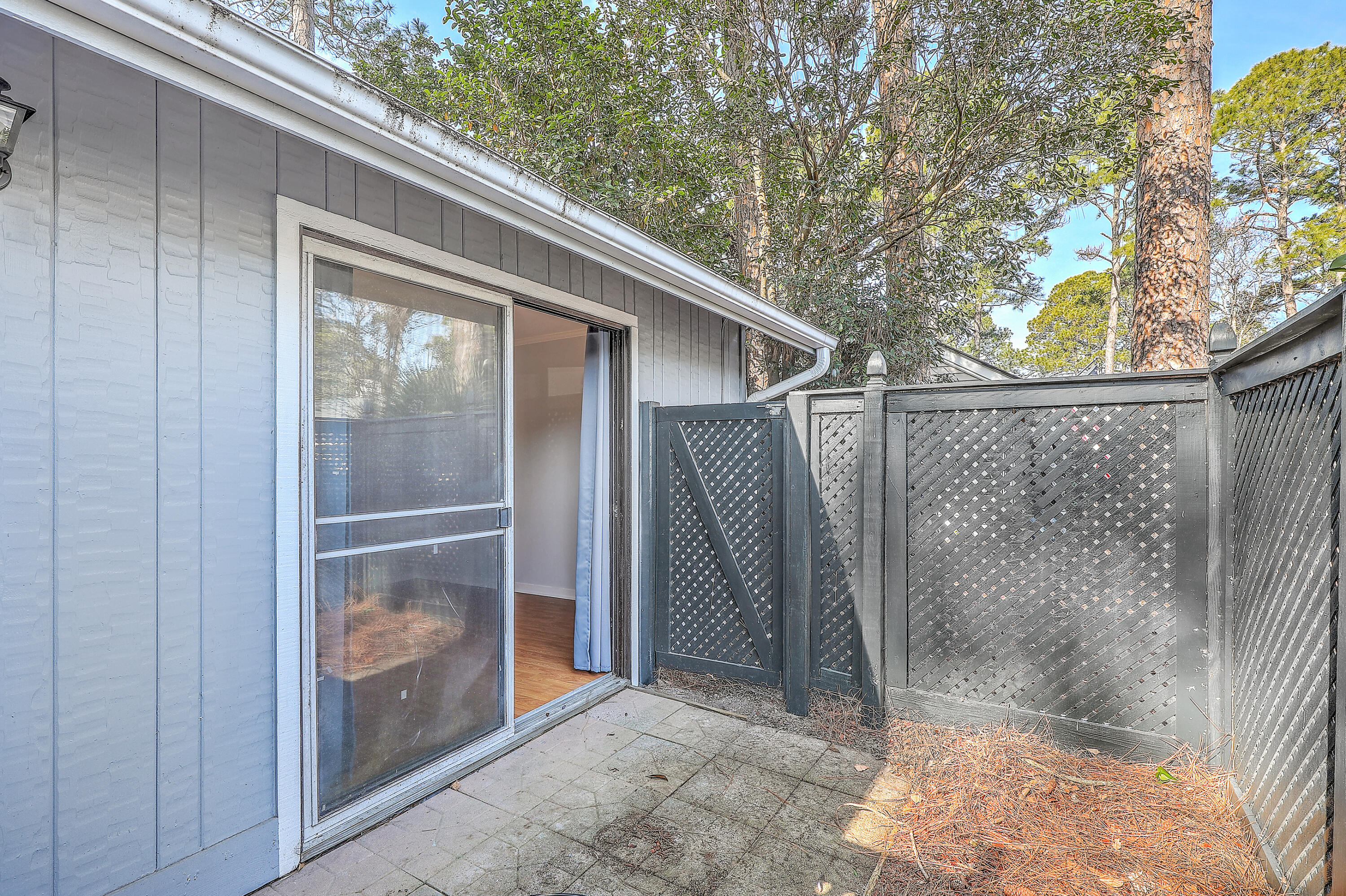 1126 Snap Dragon Court