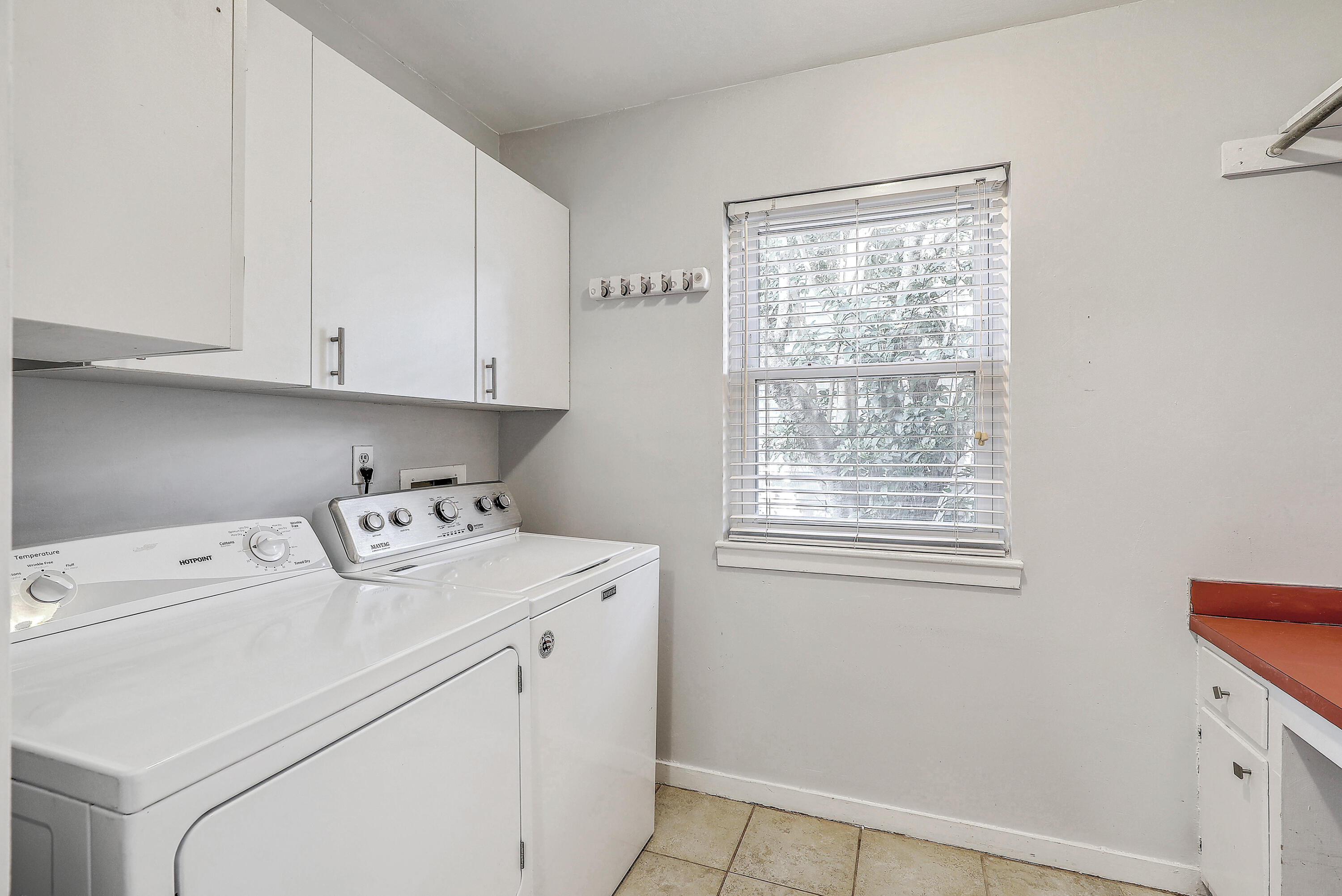 1126 Snap Dragon Court