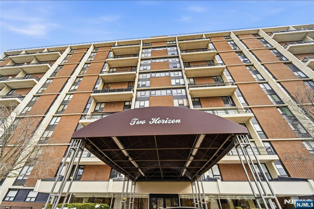 2 Horizon Road 1205