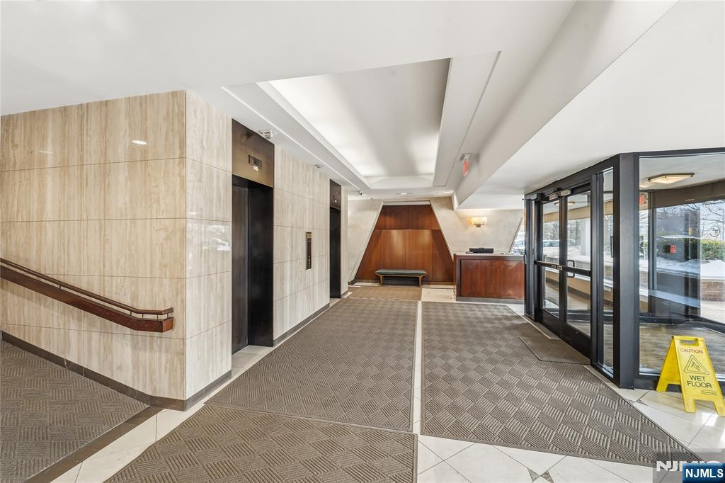 2 Horizon Road 1205
