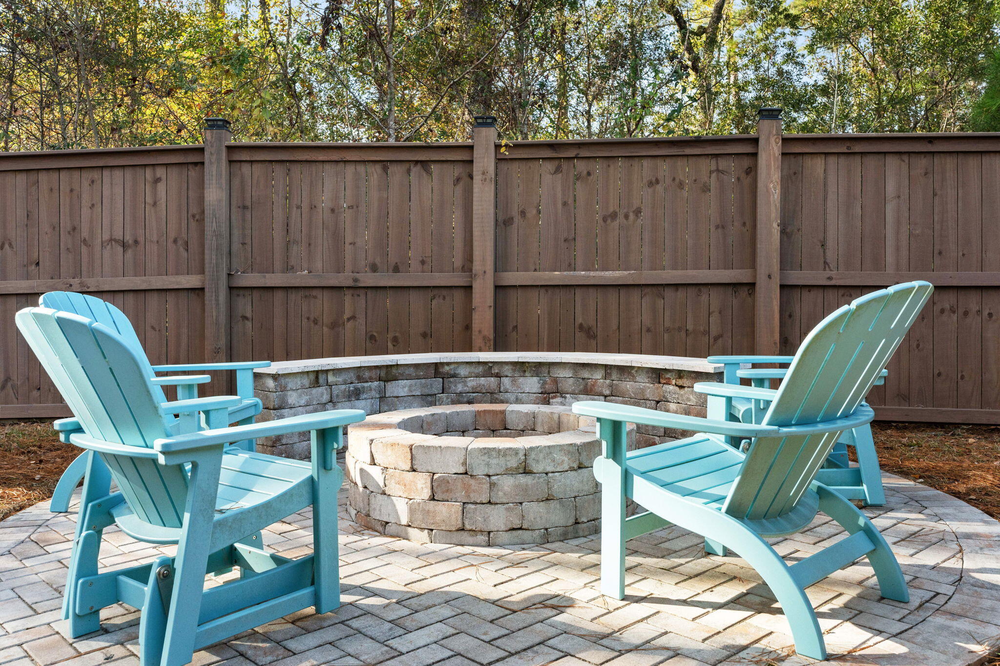 127 Lakestone Road