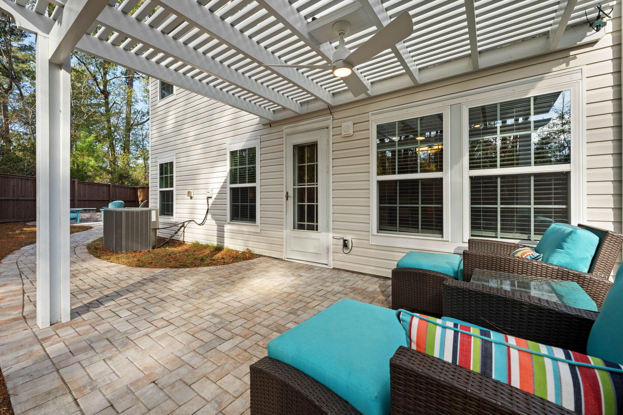 127 Lakestone Road