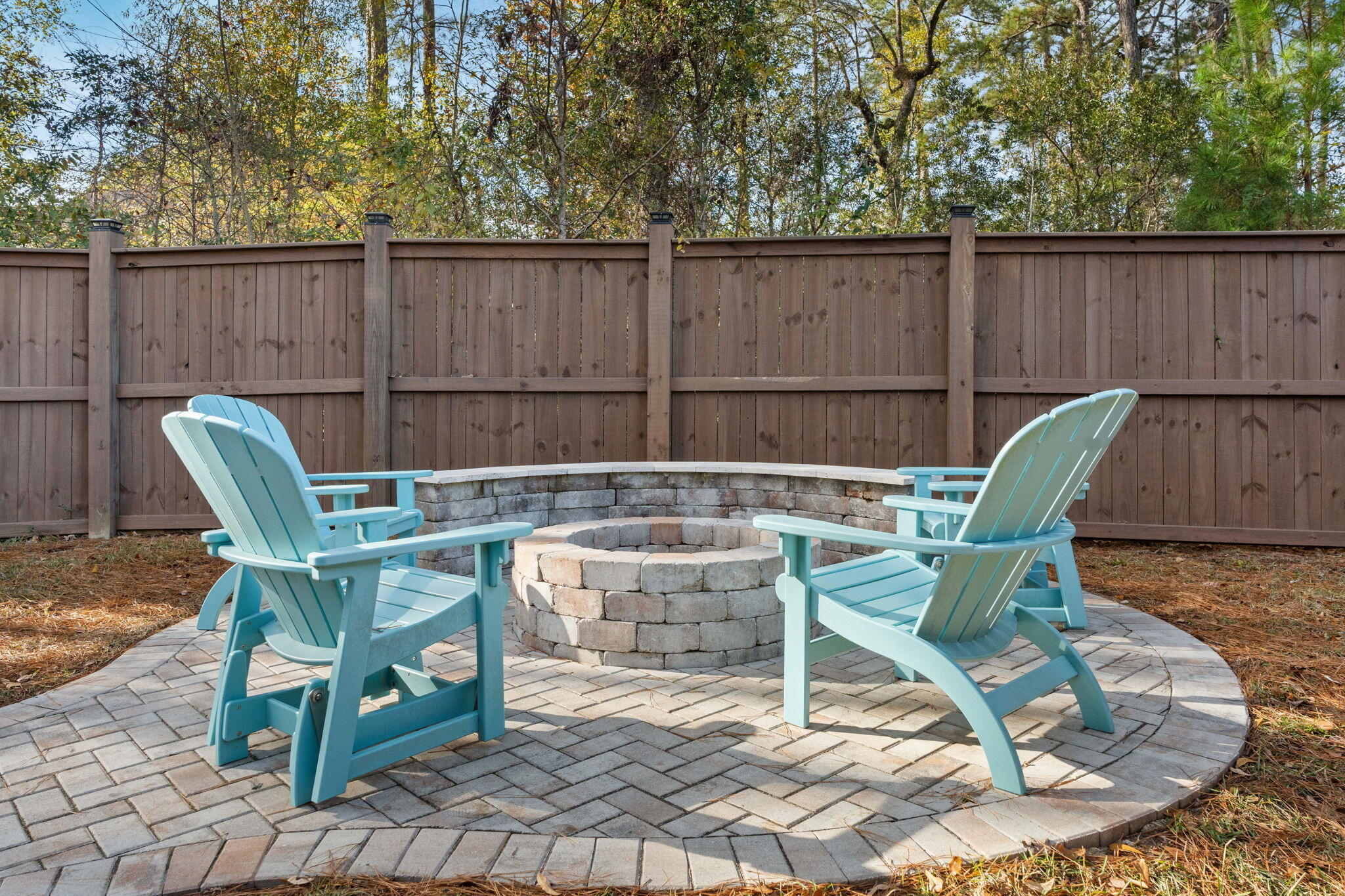 127 Lakestone Road