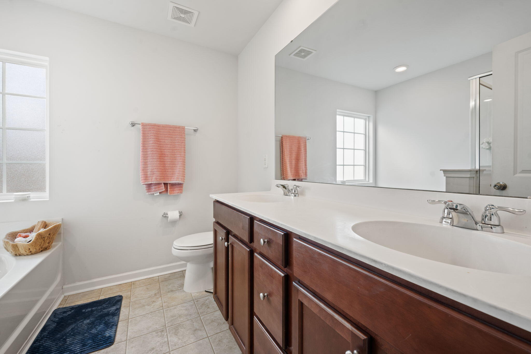127 Lakestone Road