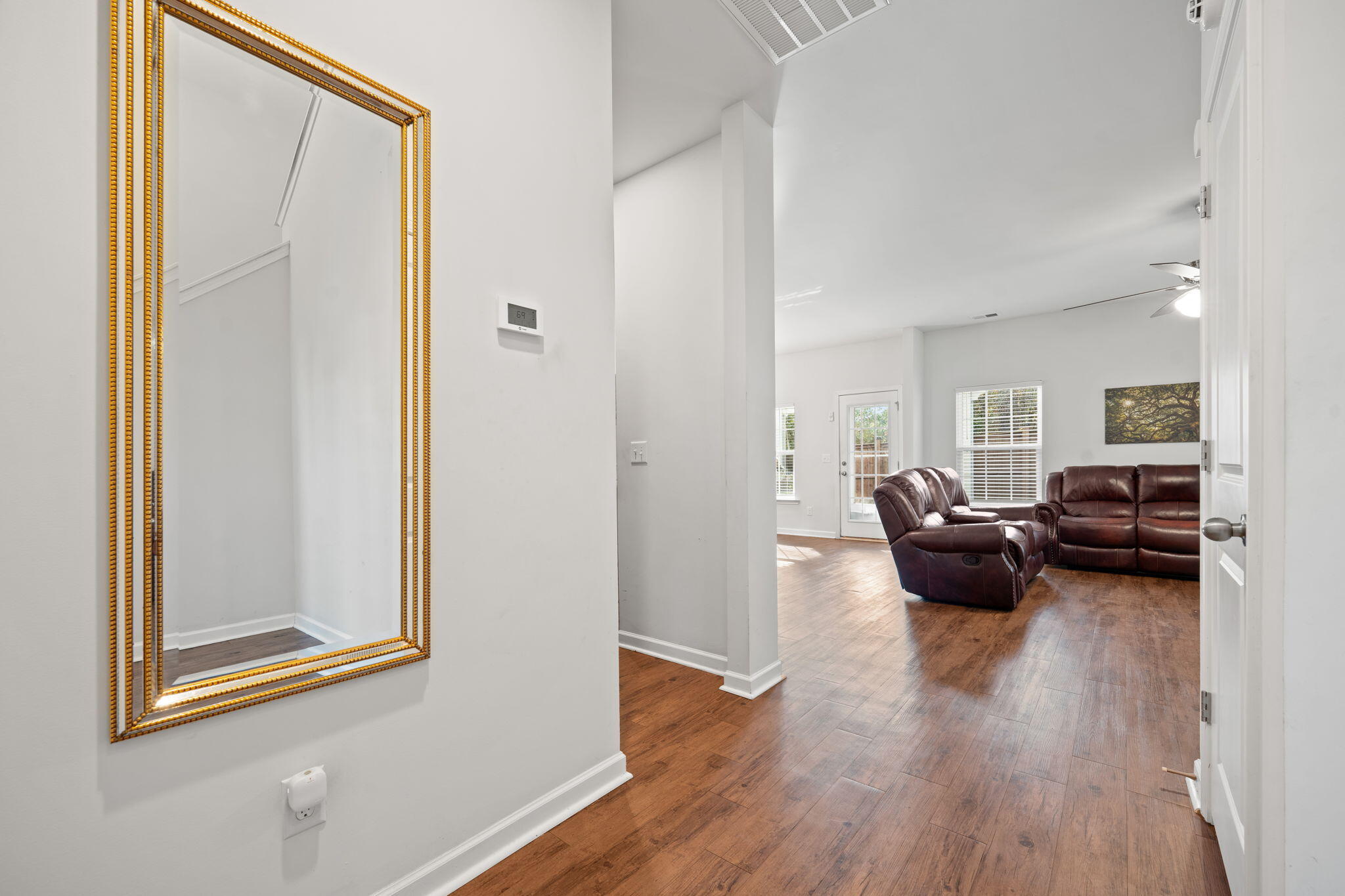127 Lakestone Road