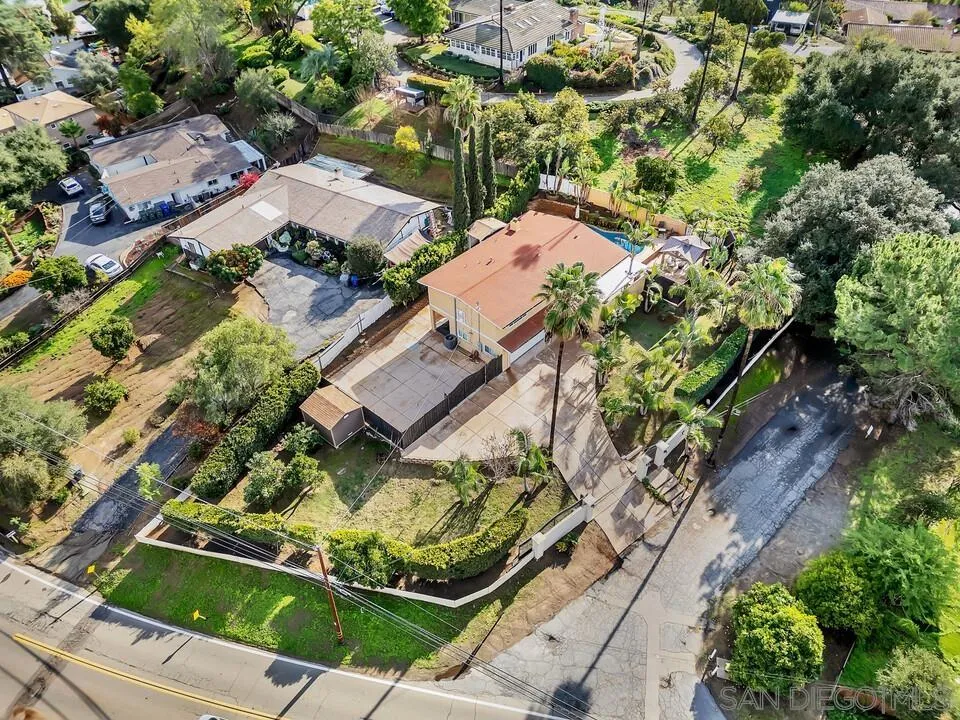 2167 Sunset Dr