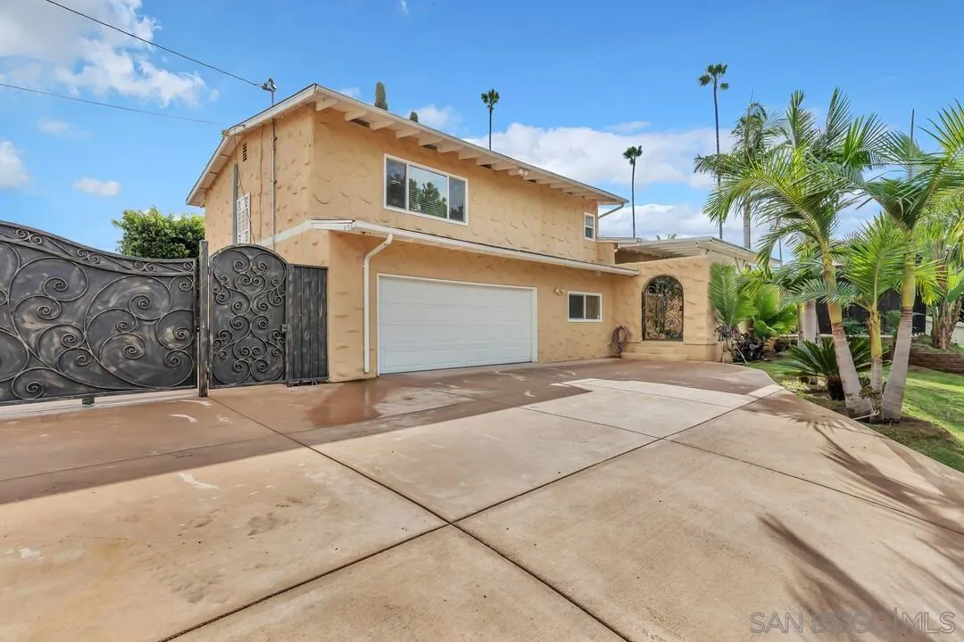 2167 Sunset Dr