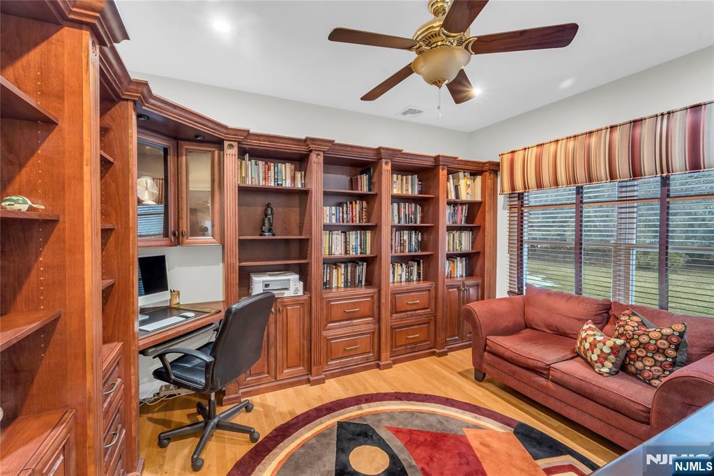 1 Sherwood Court