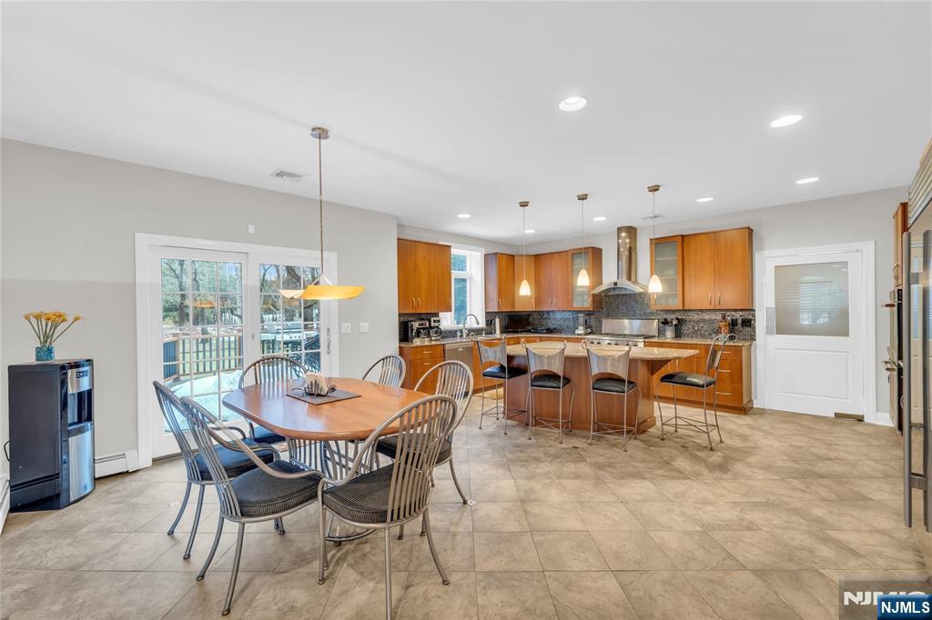 1 Sherwood Court