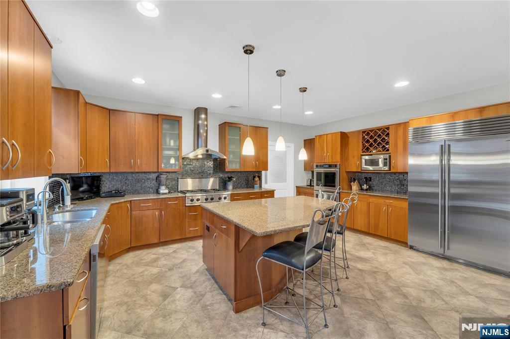 1 Sherwood Court