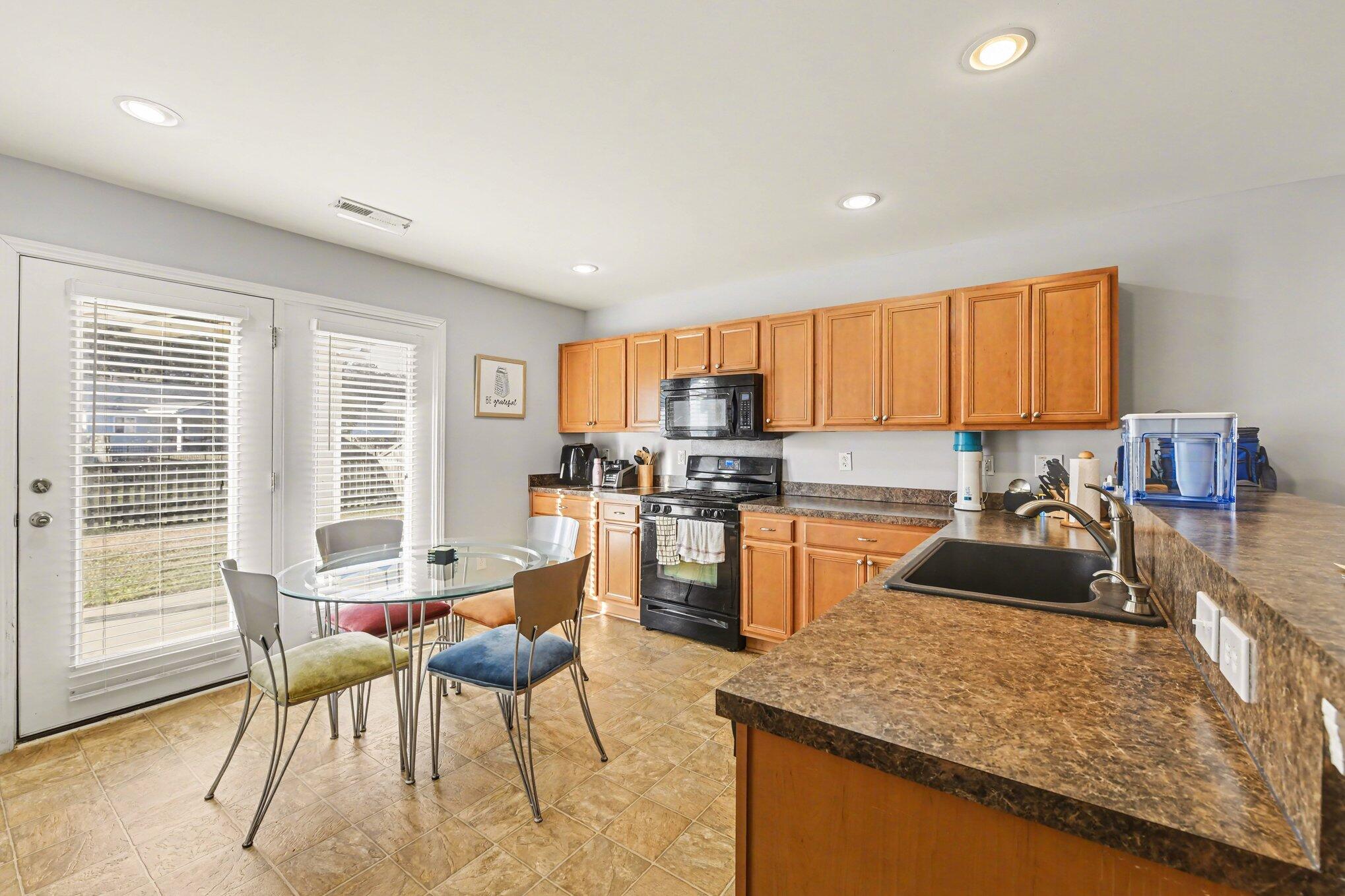 607 Grassy Hill Road