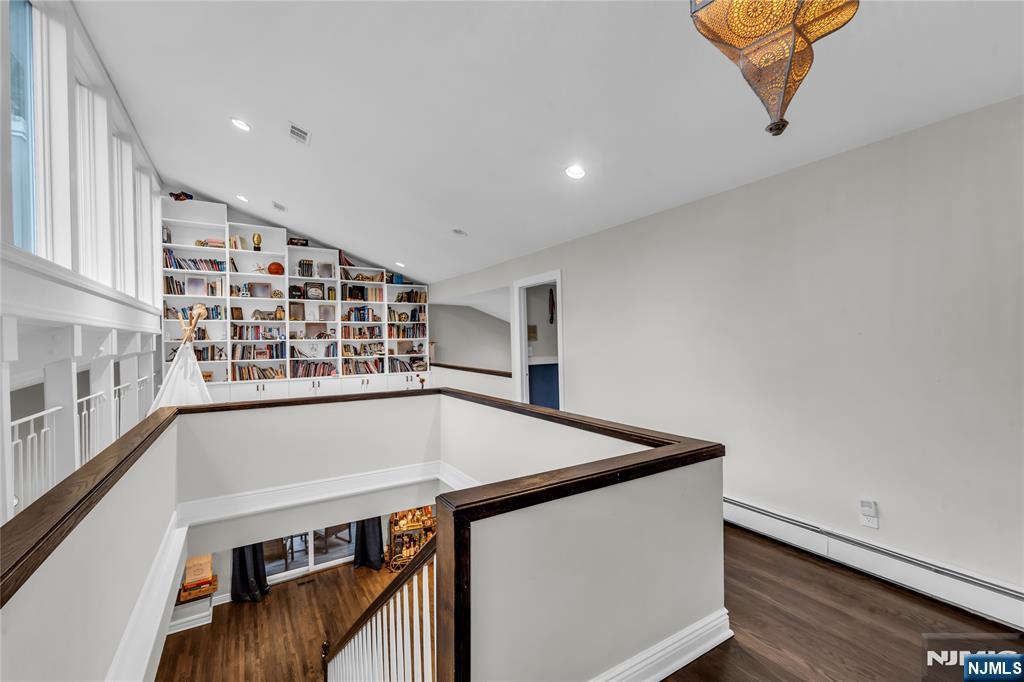 305 Westwind Court