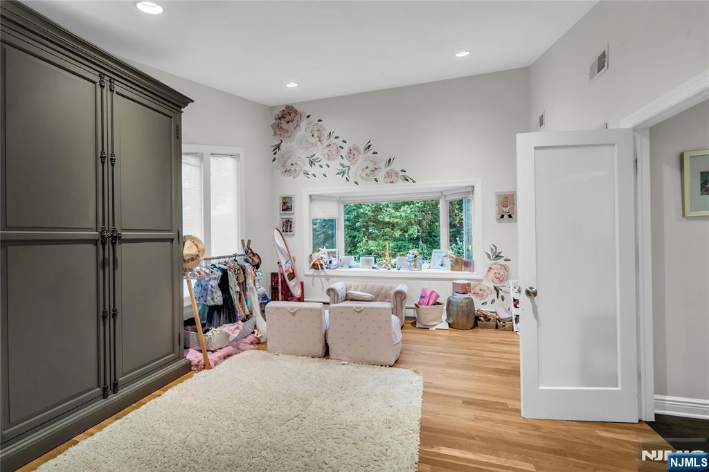 305 Westwind Court