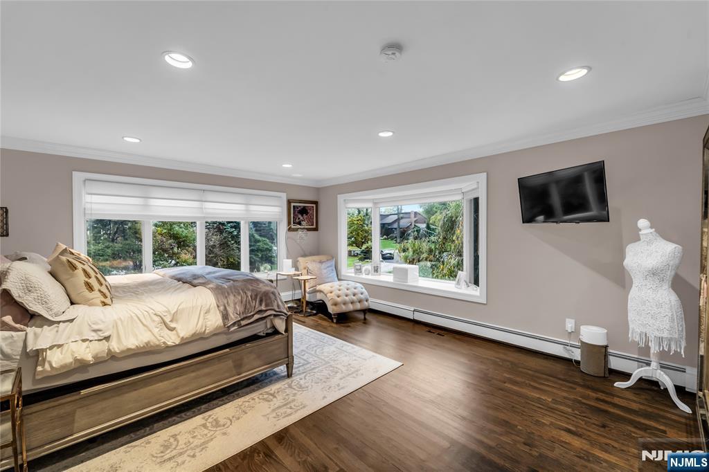305 Westwind Court
