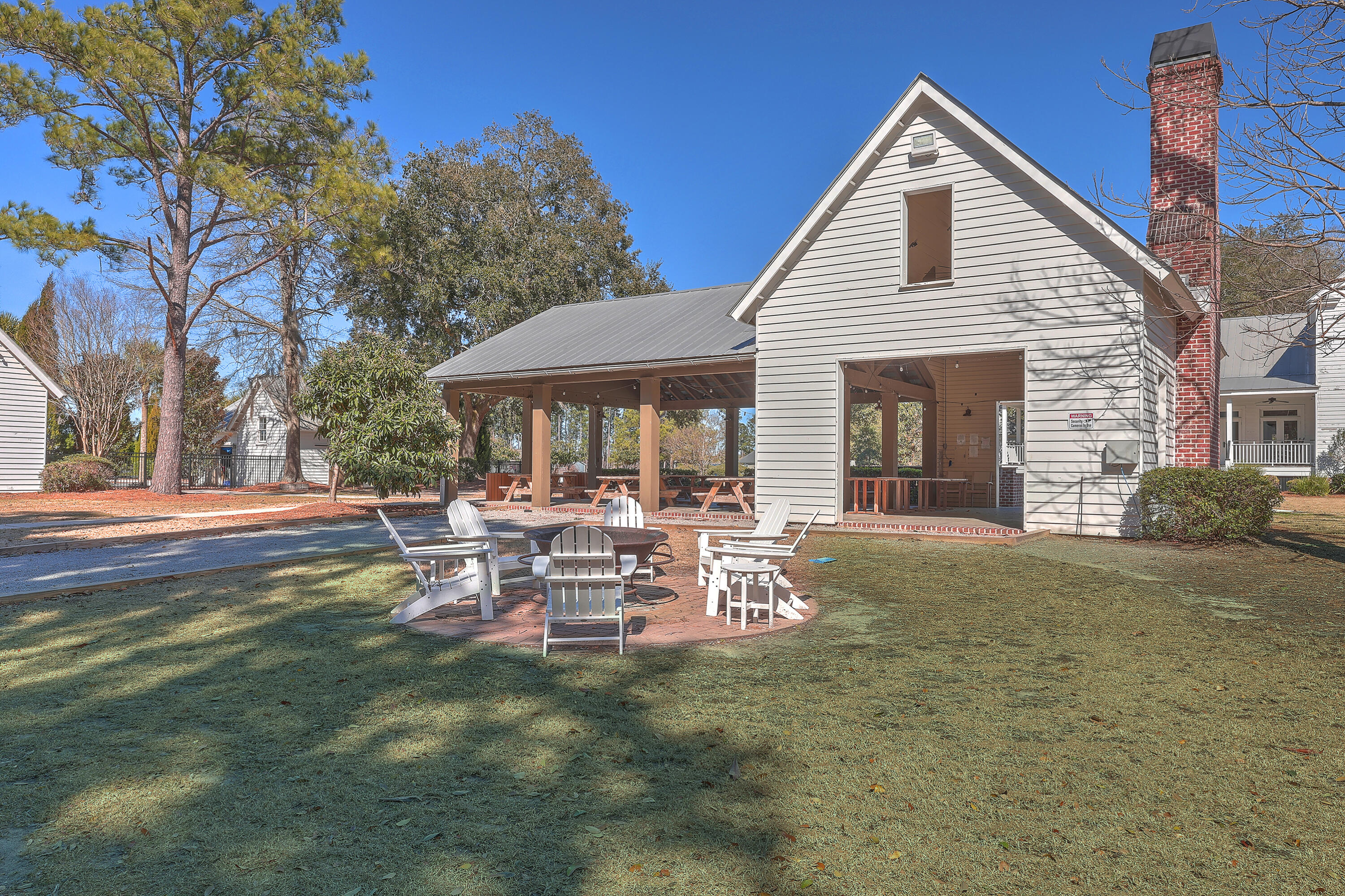 309 Ribbon Road
