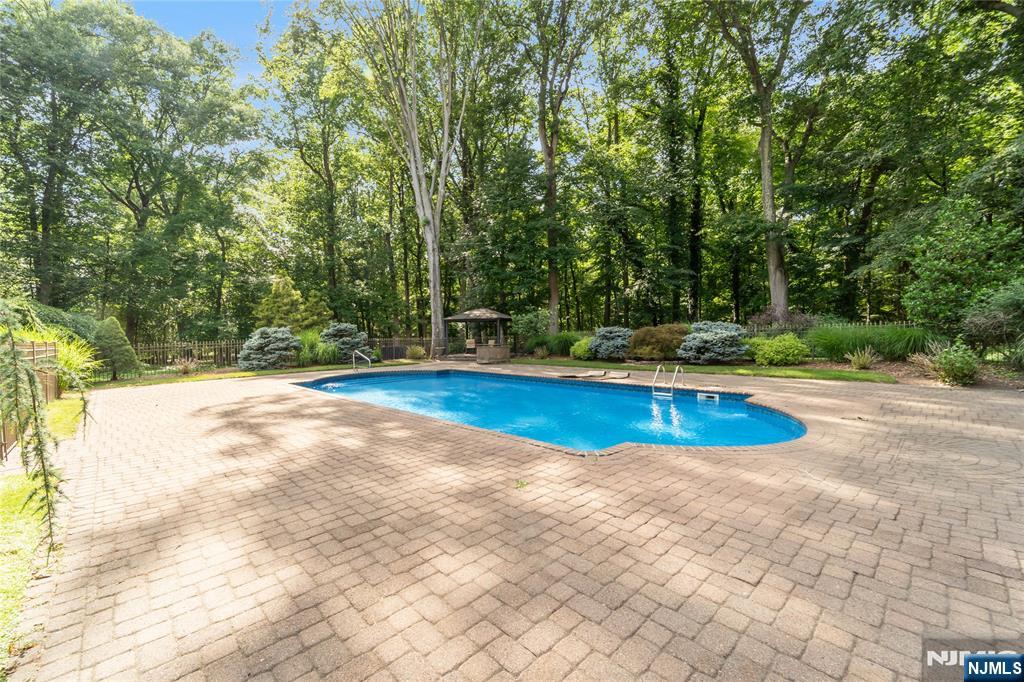 136 Willow Drive