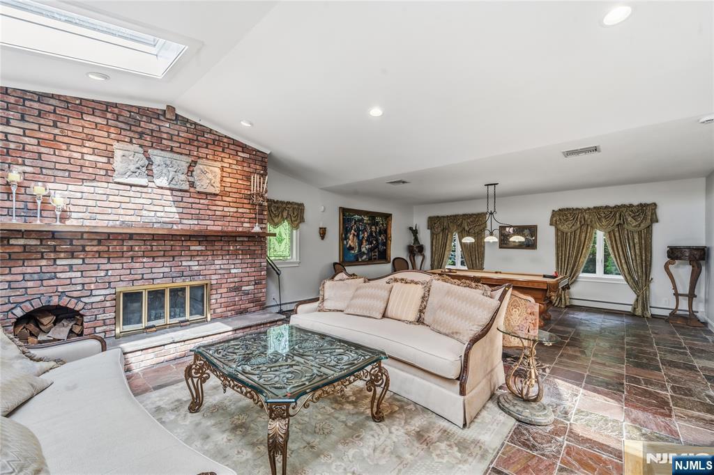 136 Willow Drive