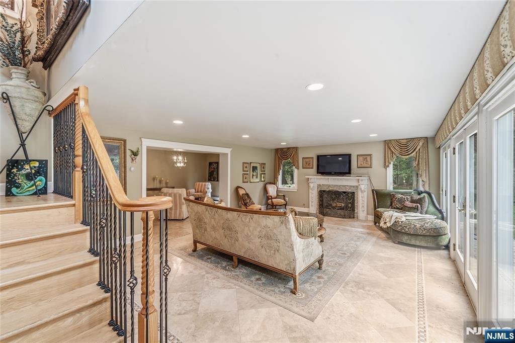 136 Willow Drive