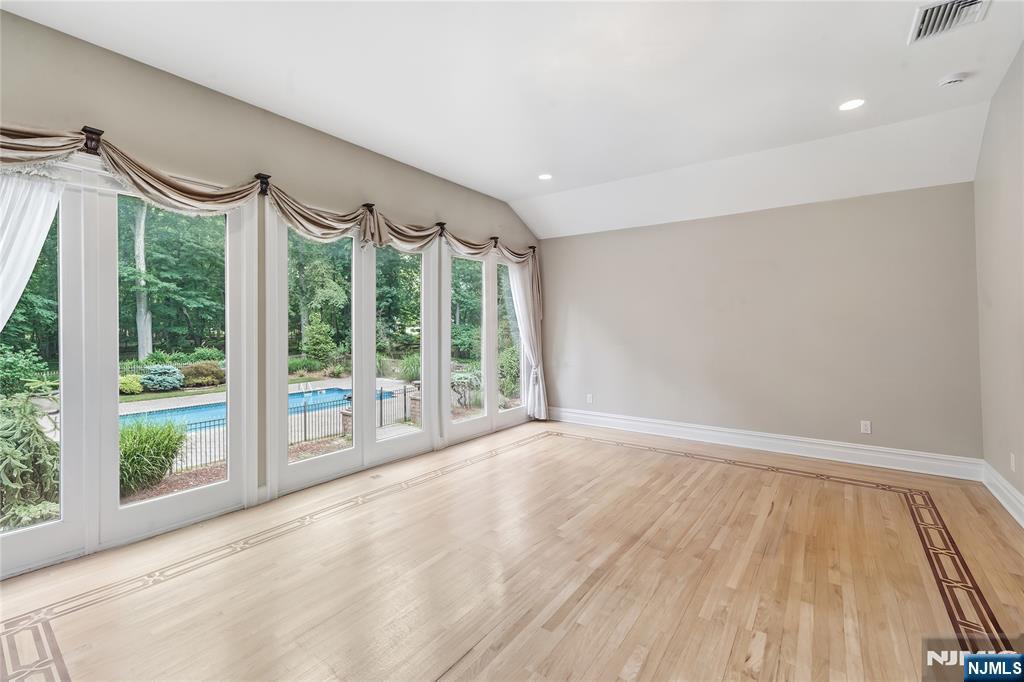 136 Willow Drive