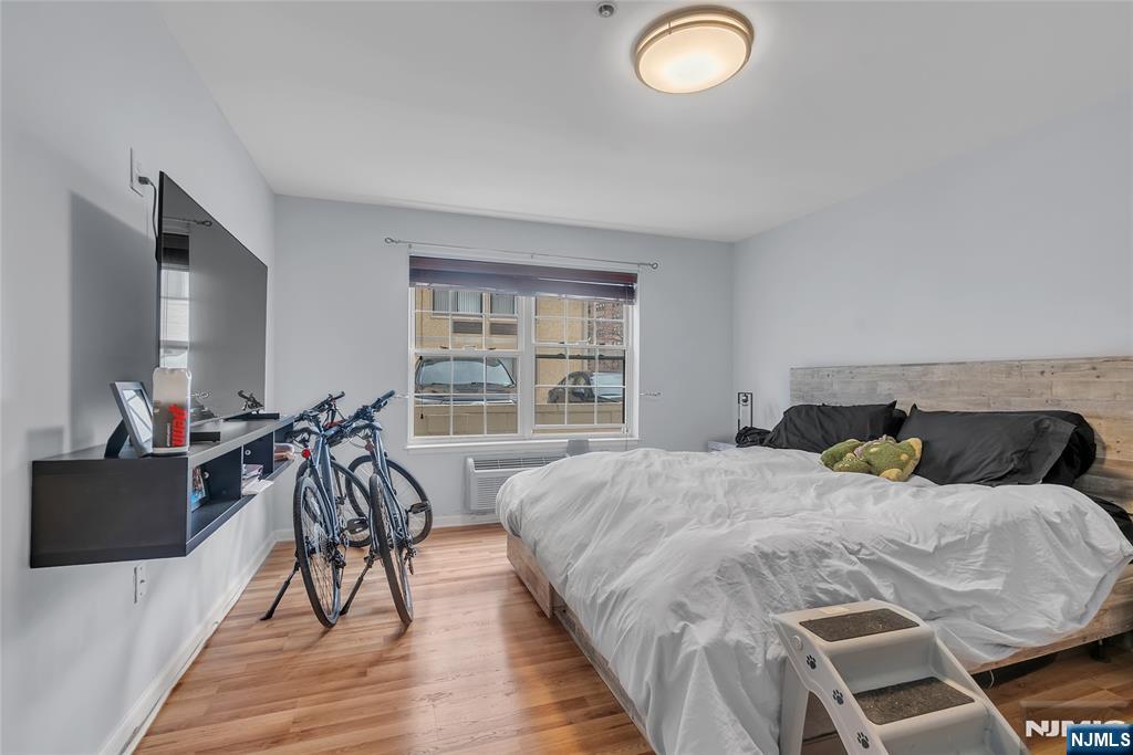 547 Gorge Road 2E