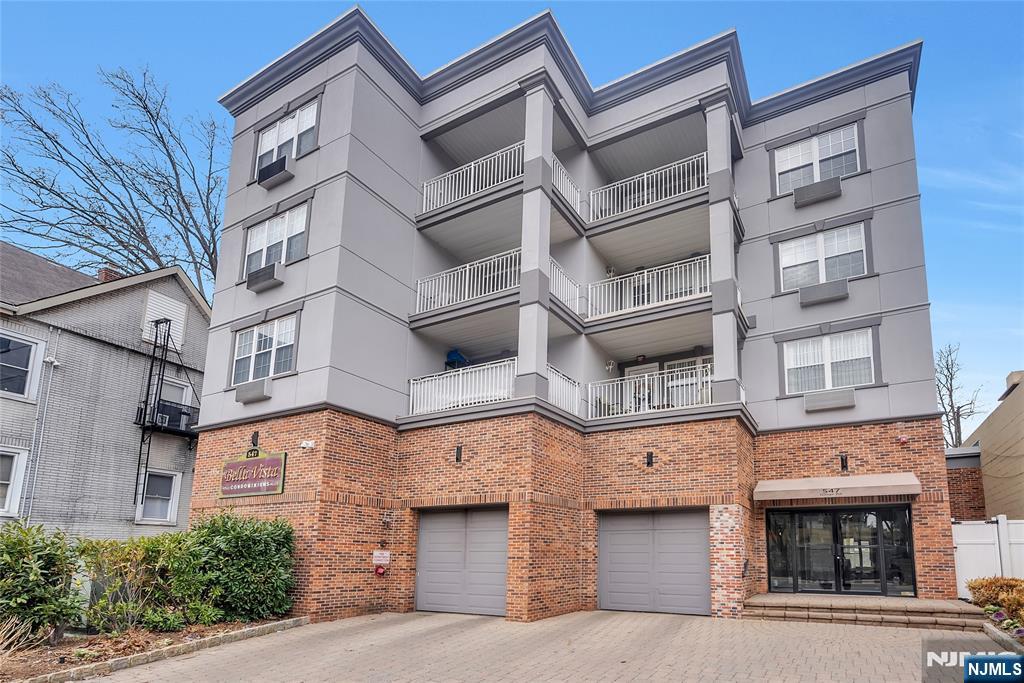 547 Gorge Road 2E