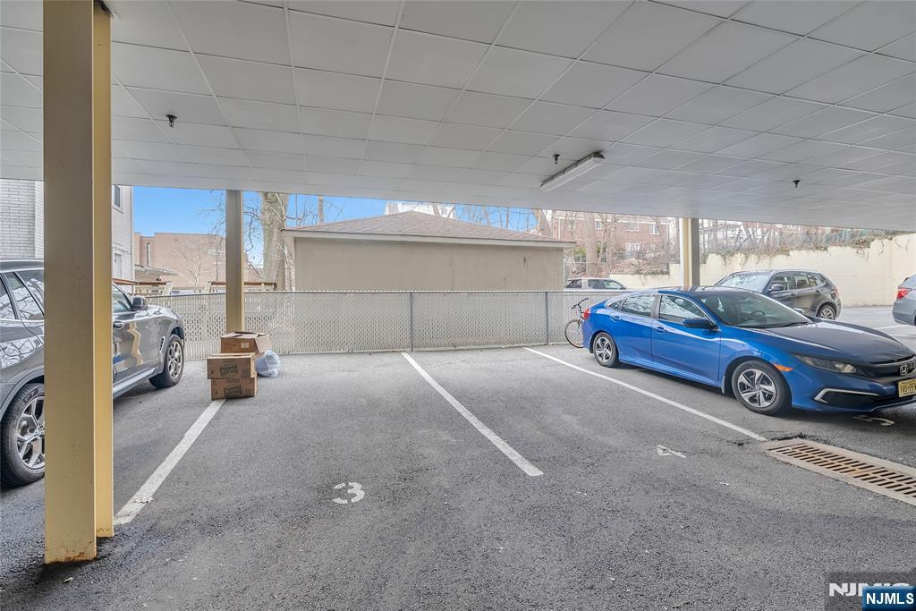 547 Gorge Road 2E