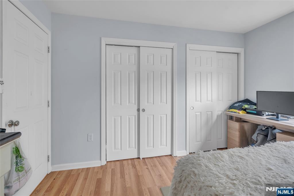 547 Gorge Road 2E