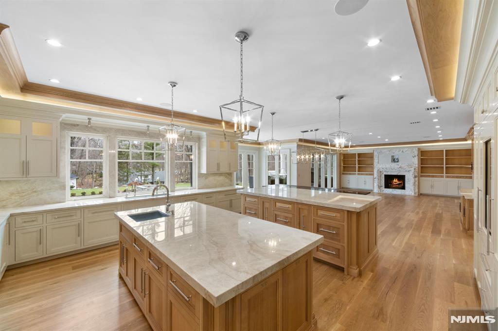 104 Chestnut Ridge