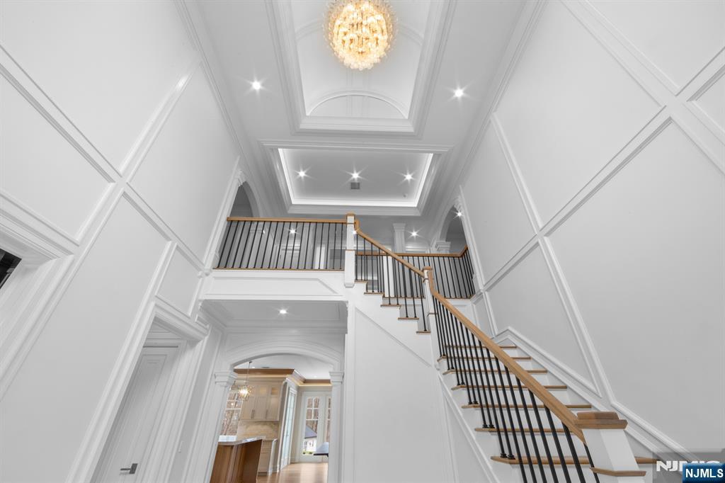 104 Chestnut Ridge
