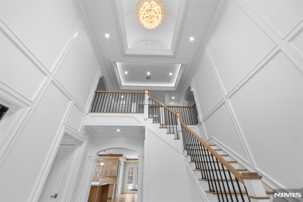 104 Chestnut Ridge