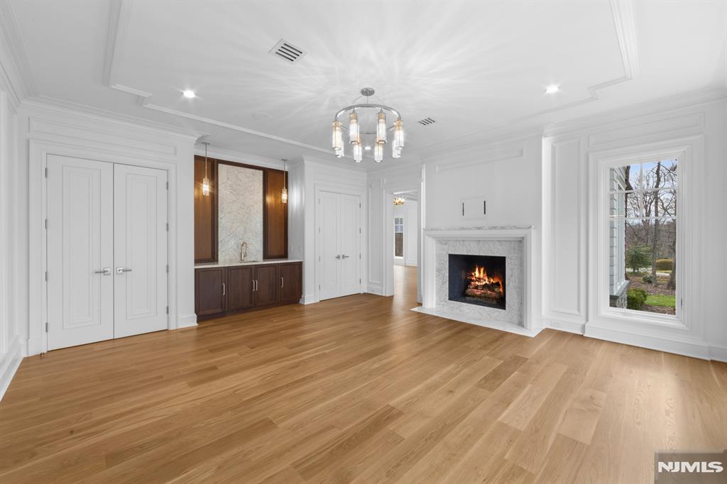104 Chestnut Ridge