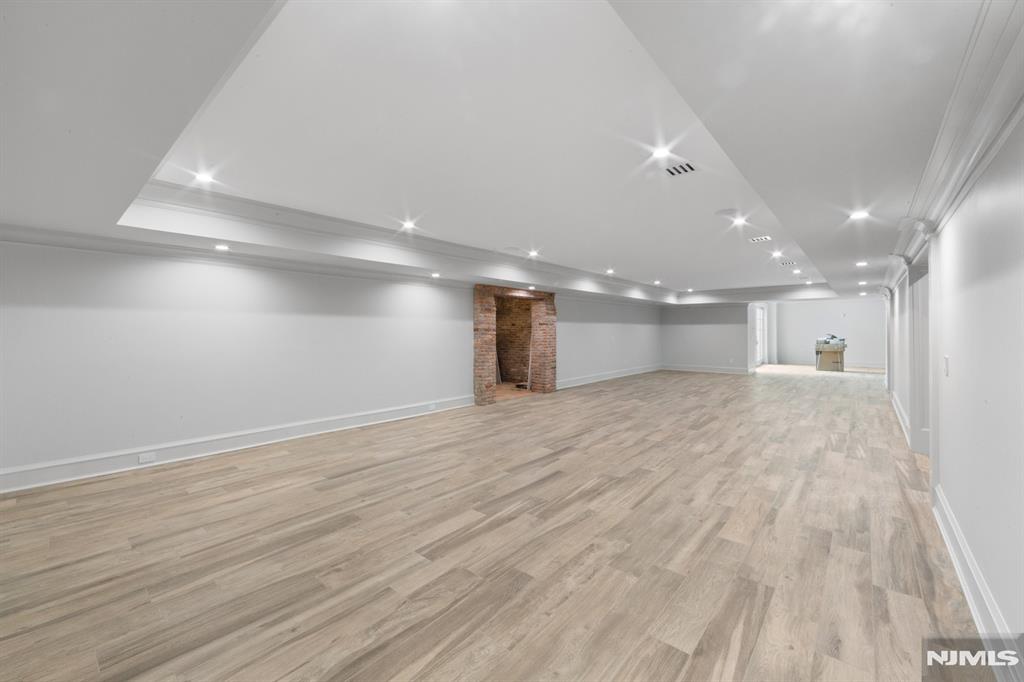 104 Chestnut Ridge
