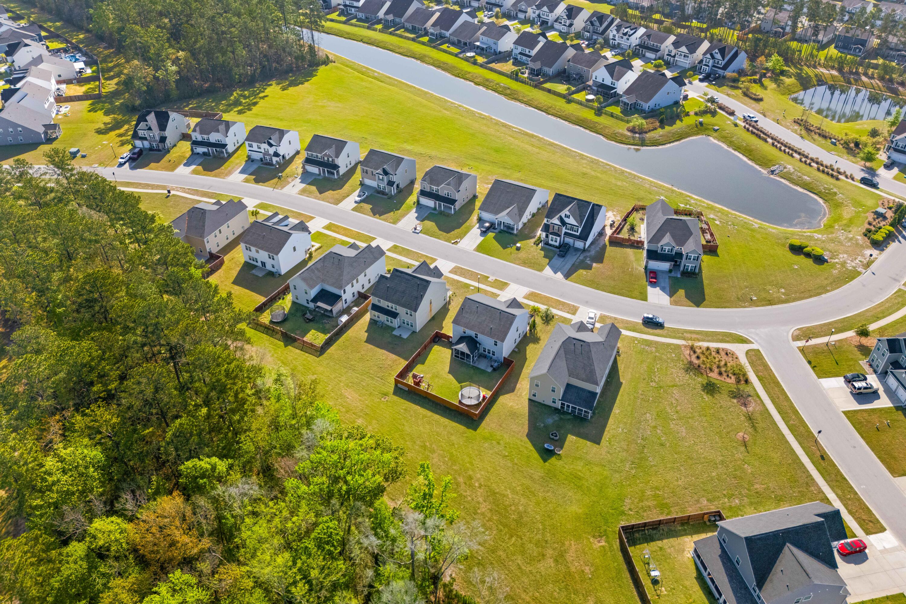 511 Singing Bush Avenue