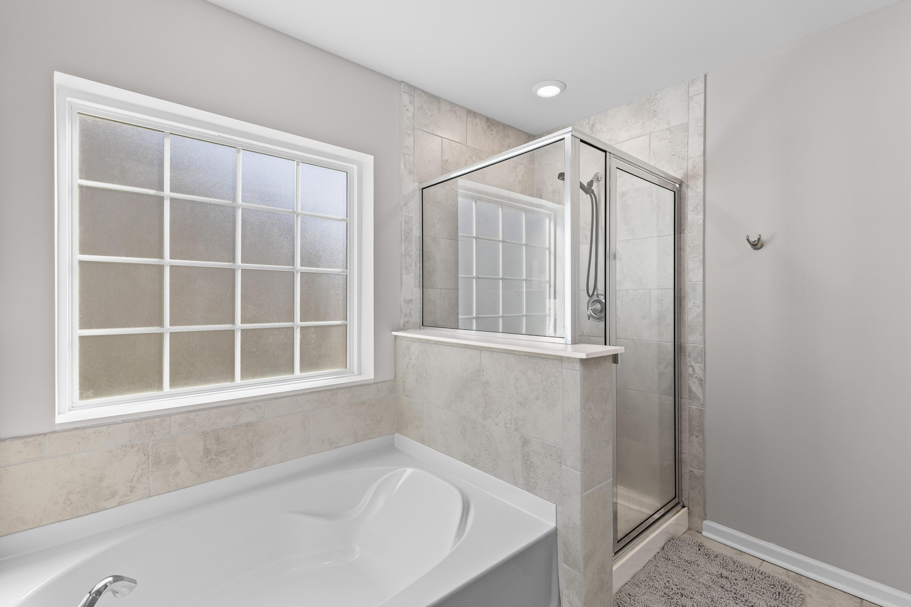 511 Singing Bush Avenue