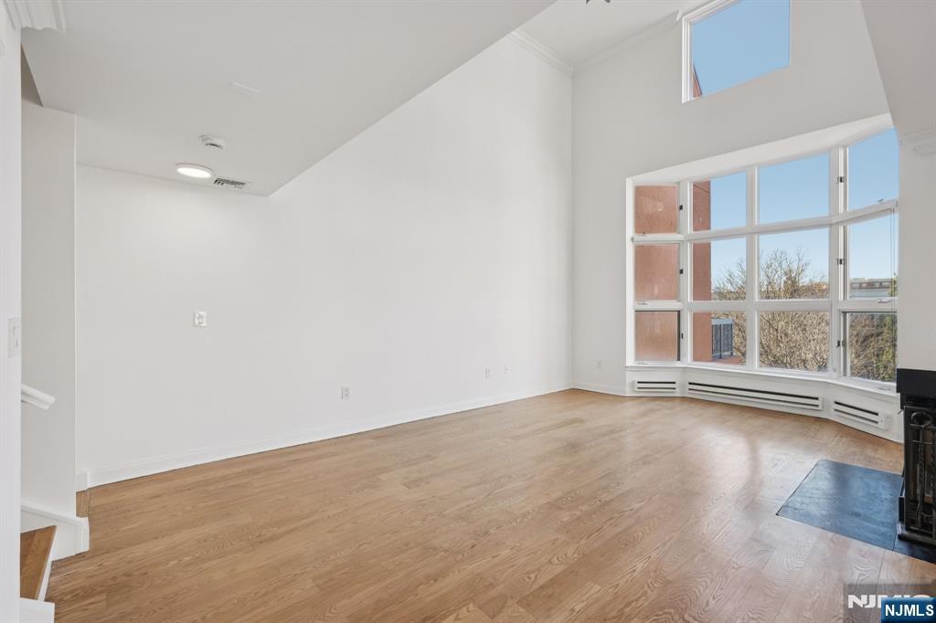 316 Thornton Court T316