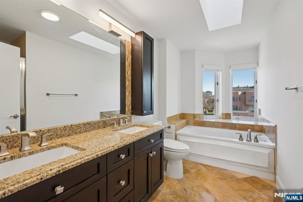 316 Thornton Court T316