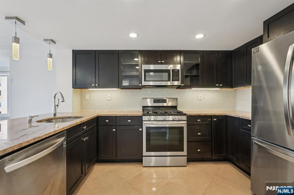 316 Thornton Court T316