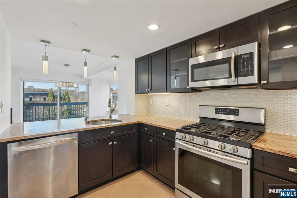 316 Thornton Court T316