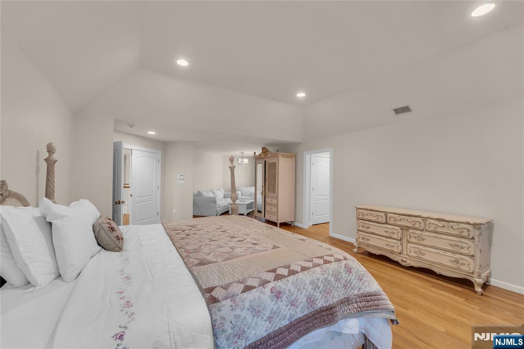 136 Tappan Road