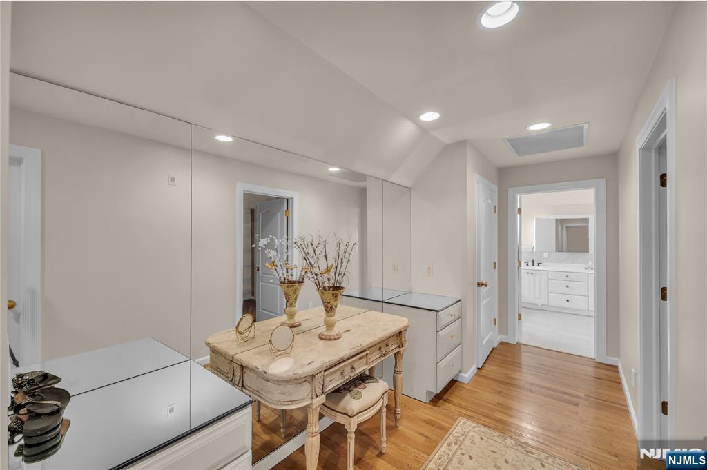 136 Tappan Road