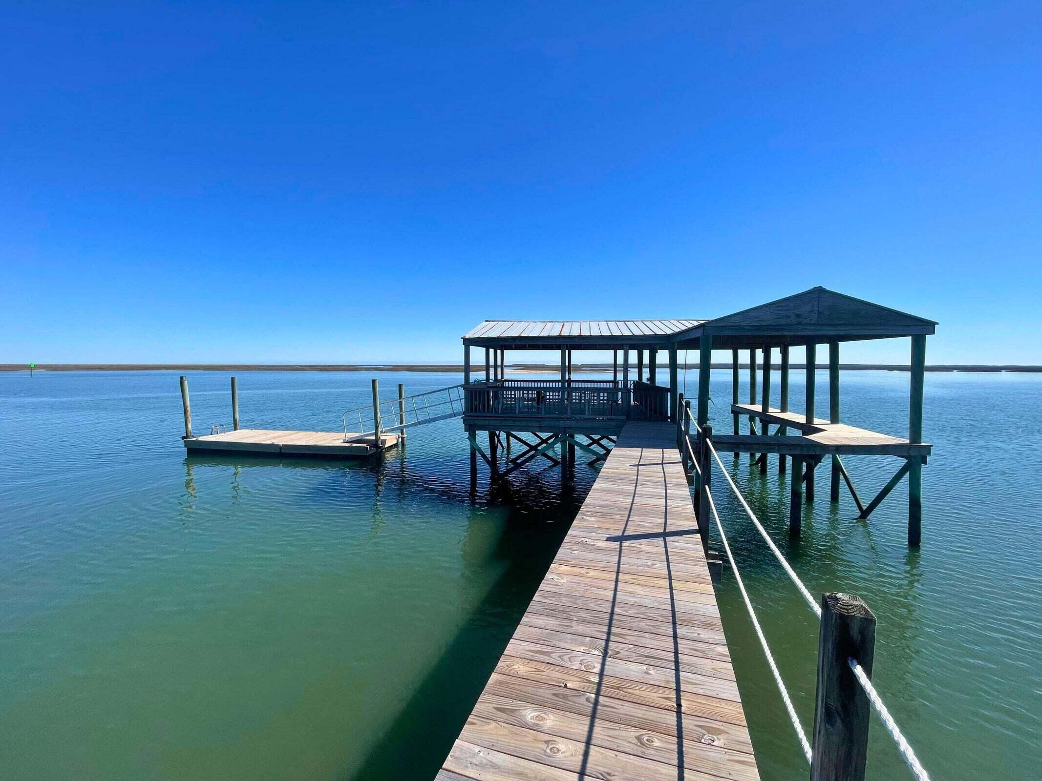 1049 Main Sail Court