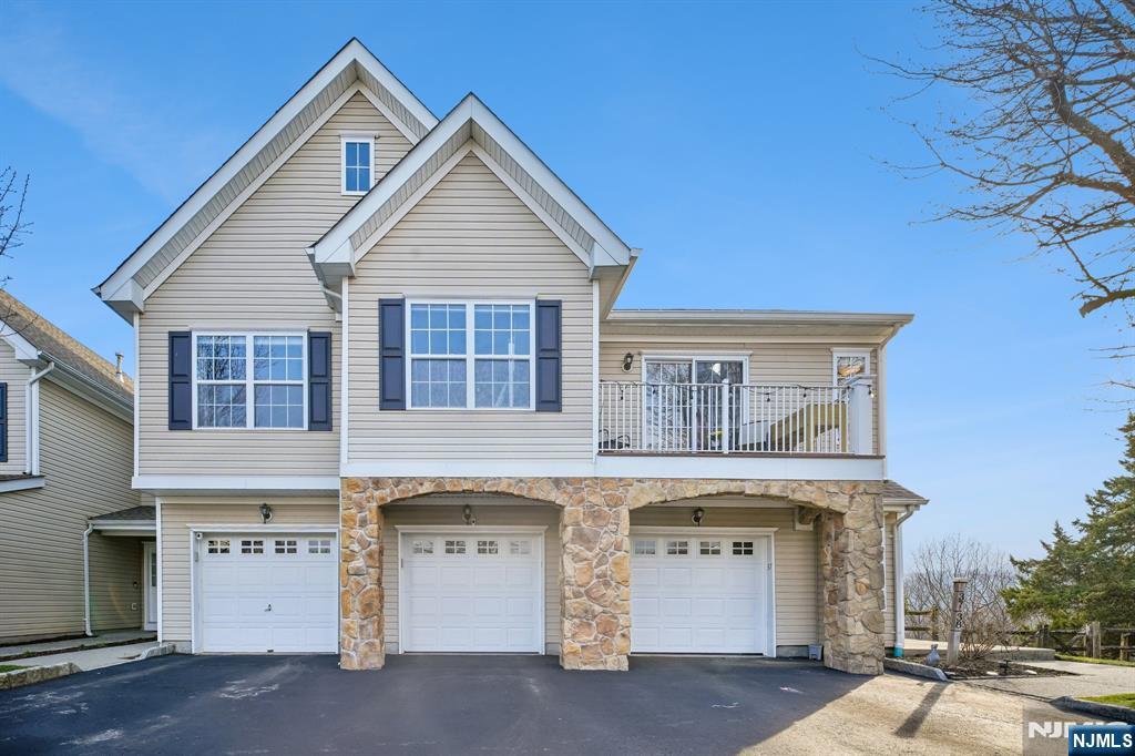 37 Mountainside Drive