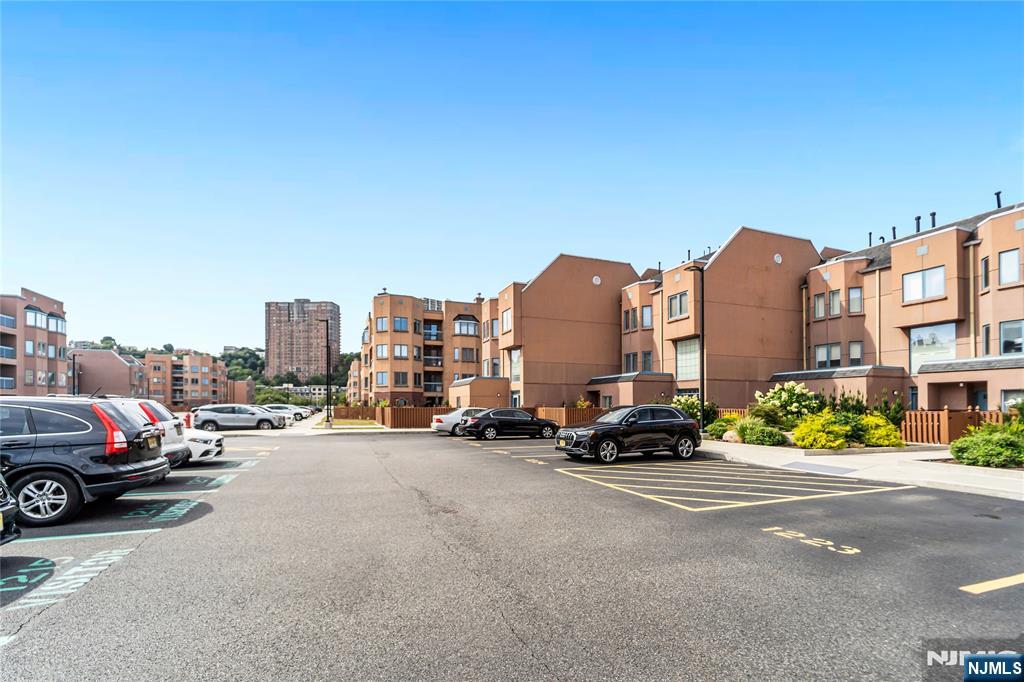 309 Hancock Court M309