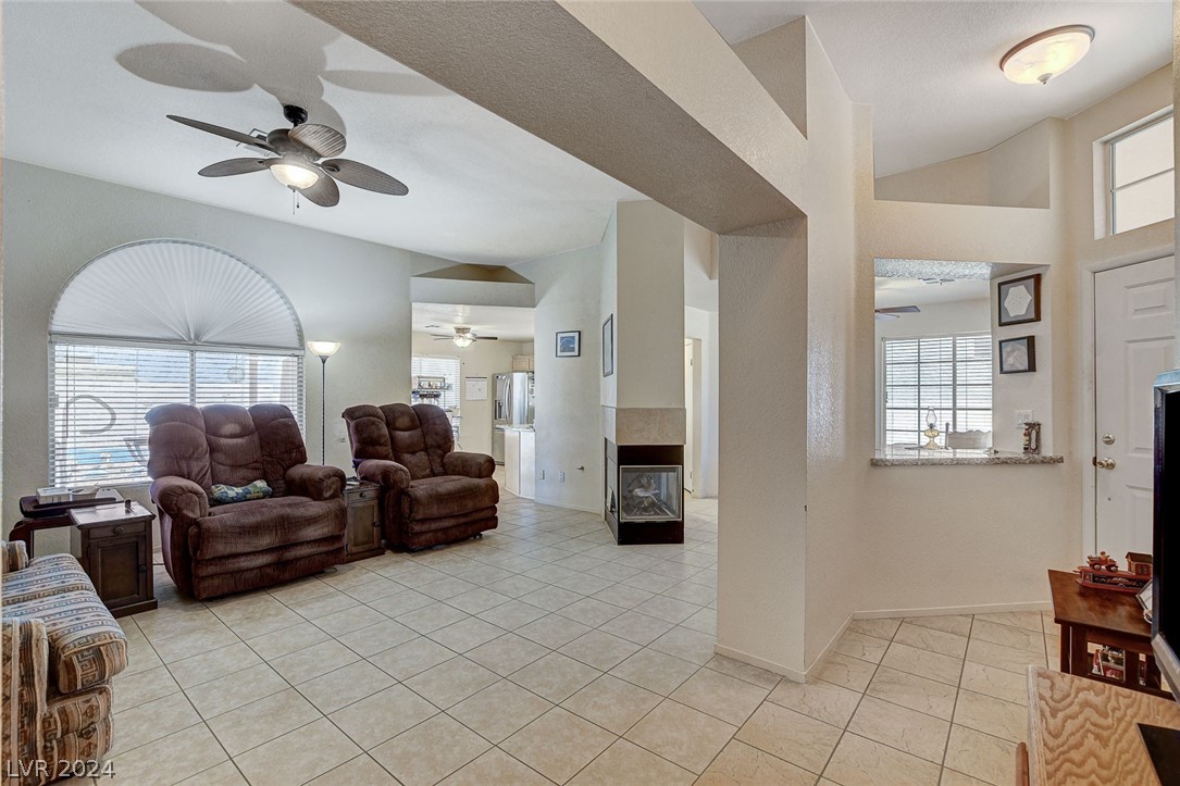 450 Tiger Lily Way