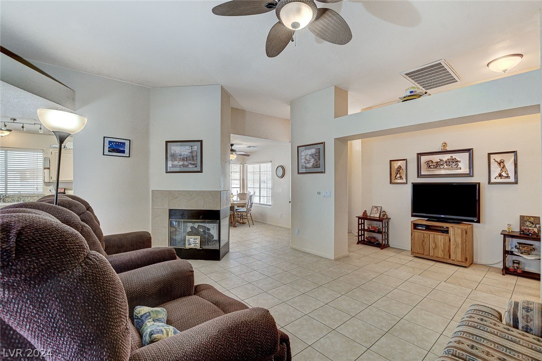 450 Tiger Lily Way
