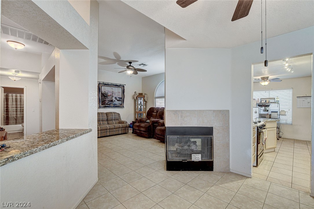 450 Tiger Lily Way