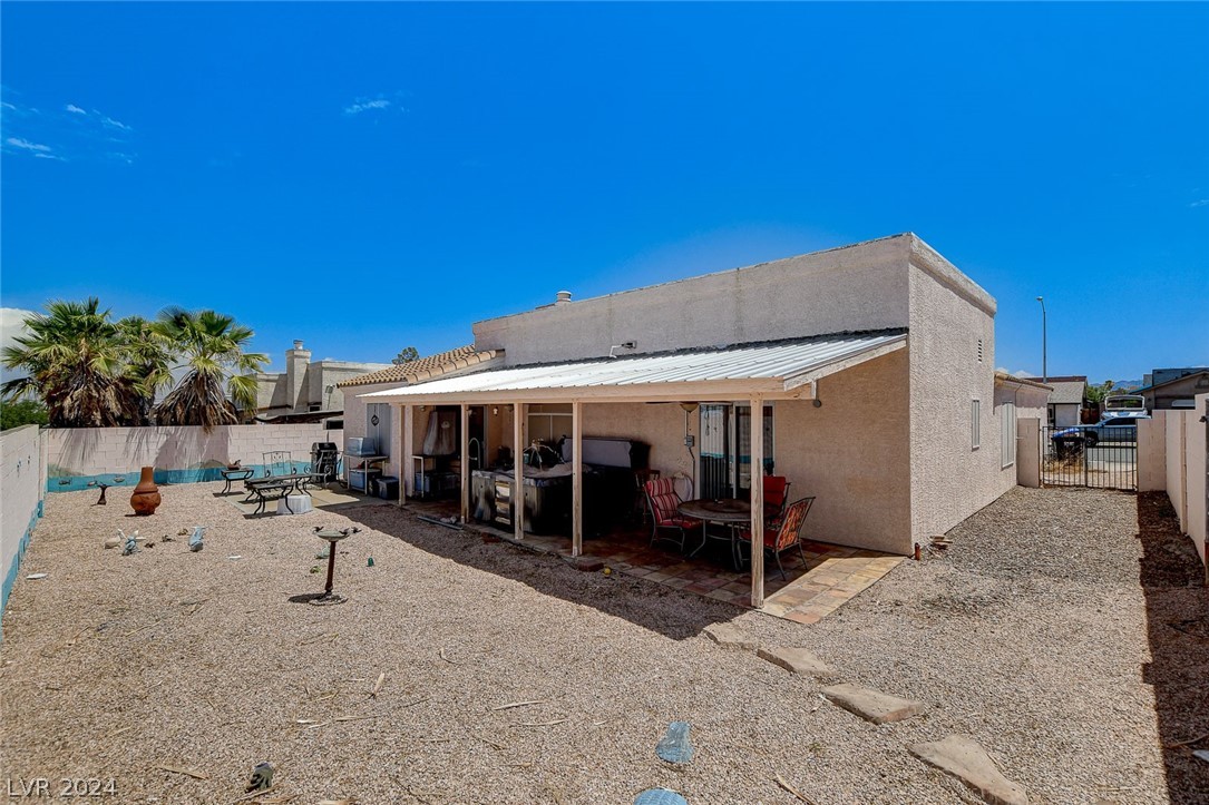 450 Tiger Lily Way
