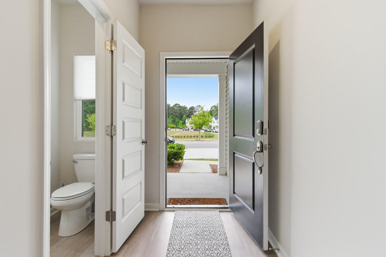 8010 Reagan Way